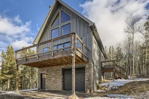 Peaceful Mountain Chalet with gorgeous views! - Image 3