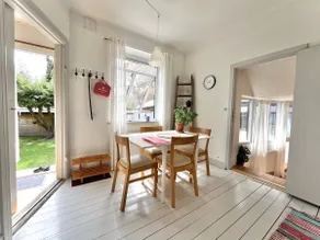 Secluded garden house - Image 3