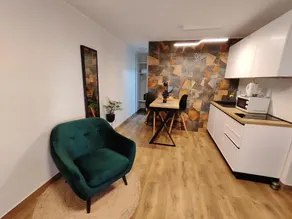 Studio with terrace and air conditioning - Image 2