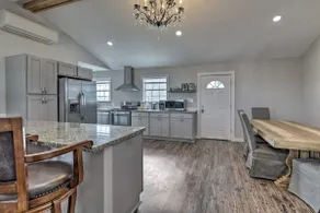 Spacious Relaxing Getaway! - Image 4