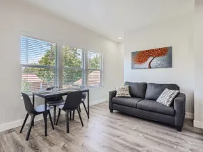 Cozy Apt in Quiet Neighborhood - Image 4