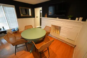 Relax & Play in Style & Comfort- Ideal Location! - Image 5