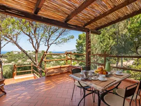 Sea view holiday home - Image 2