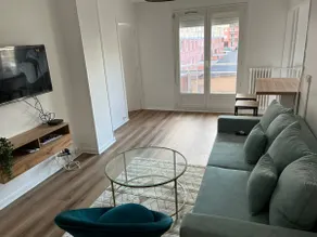 Close to Quai de Seine! Close to the Docks! - Image 4