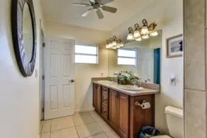  Escape Winter at Gulf side Gem! 45 ft. Dock, pool , hot tub and more - Image 4