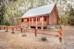 Ichetucknee Springs Log Cabin (Hot Tub) - Image 3