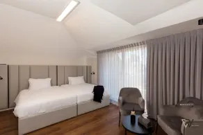 *Luxury Penthouse with JLM view! Best Location!* - Image 5