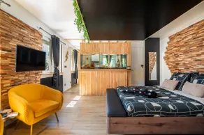 Hot tub / Aquarium / Unique in France - Image 2
