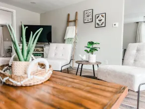 ATW Downtown | Lambeau | EAA | Spacious | Sleeps 9 - Image 2
