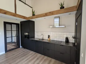 Modern barn house, near nature. - Image 5