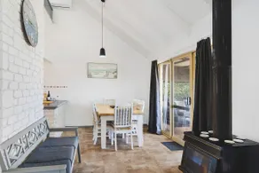 Oceanview Manor by "Peppy Beach Retreats" - Two Houses in One with Panoramic Views - Image 4