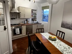 “Sealladh Caisteil” Castle & River View Apartment - Image 4
