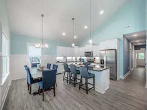 Cozy Family Beach Retreat 1mi. to Oak Island Beach - Image 3