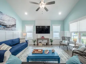 Cozy Family Beach Retreat 1mi. to Oak Island Beach - Image 2