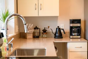 Ballard - Sunset Hill Guest House - Image 5