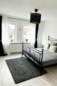 Modern Apartment with Balcony*free Parking*Netflix - Image 4