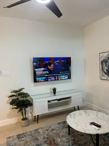 Apartment in Kingston- Zscape - Image 3