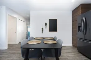 Modern bungalow townhome | South - Image 2
