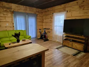 One bedroom cabin in the woods - Image 2