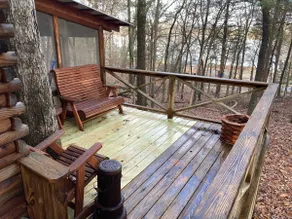 Little Piney Cabin at the Foothills of Petit Jean Mountain. Close to State Park - Image 3