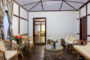 A Vintage Independent House - Image 4
