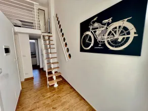 Elegant loft with mezzanine - Image 3