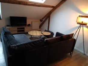 The Stuarts' Apartment - Image 5