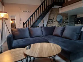The Stuarts' Apartment - Image 3
