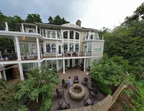 Lake Daze - Incredible 8 Bedroom Lake Gaston 5-star  Boat included in rental - Image 4