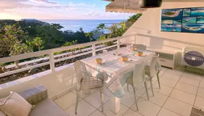Quiet studio with sea view and pool - Image 3
