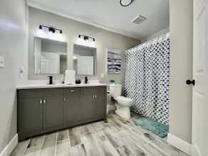 Quaint 4 Bedroom Ranch Home in Mason Ohio - Image 3