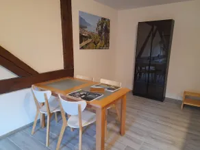 Attic studio at a winemaker's house in the village - Image 5