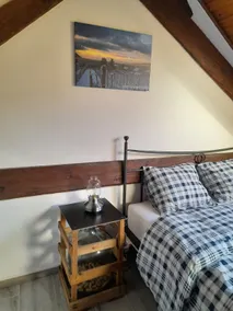 Attic studio at a winemaker's house in the village - Image 4