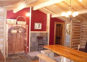 HideAway Cabin - Image 4