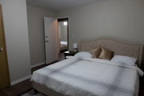 Unique style 4 bedroom house - Image 3