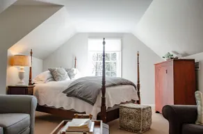 Carriage House - Image 4