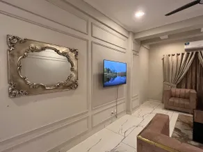 Family Apt w/ AC, Gym, Pool | Secure & Central - Image 3