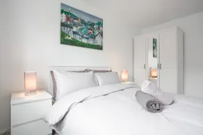 SidemerseyLivings - Rare & Accessible City View 2Bed Flat With Parking Walk 2 Docks - Image 4