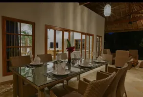 Beachfront Private VILLA & POOL - Image 3