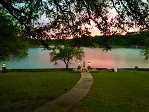 COWBOY CABIN with Lake Access & Views - perfect for a weekend getaway - Image 3