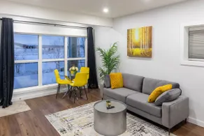 Cozy Lakeview Guest suite - Image 2