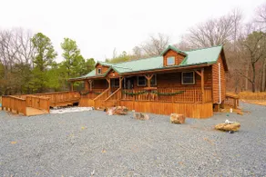 Enjoy spring from a Cozy Cabin - Image 3