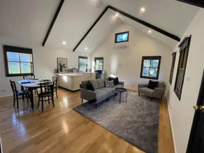 Cabin @ St Albans - Image 2