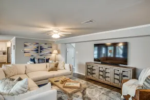 Luxury Waterfront w/Jet Ski Rental - Image 5