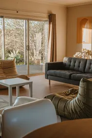 15% Off 3-Night | Lagoon-View Summit House | 4BR - Image 5
