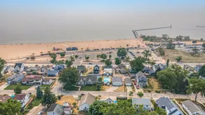 Beachside Bliss: Hot Tub, Tiki Bar, Sauna, Arcade! - Image 2