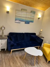 Riverside Park Cottage - Image 4