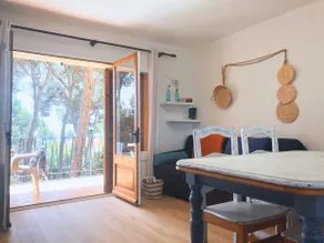 Apartment with sea view 150 m from the beach - Image 4