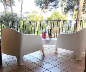 Apartment with sea view 150 m from the beach - Image 3