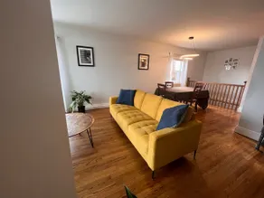 Sunny family home - Image 5